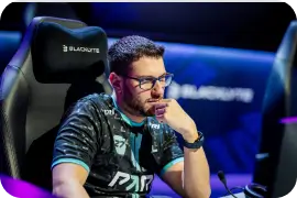 Professional gamer sitting on the Blacklyte ergo gaming chair
