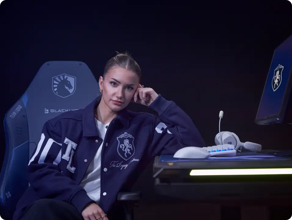 Black and blue Liquid gaming chair for home gaming room setup